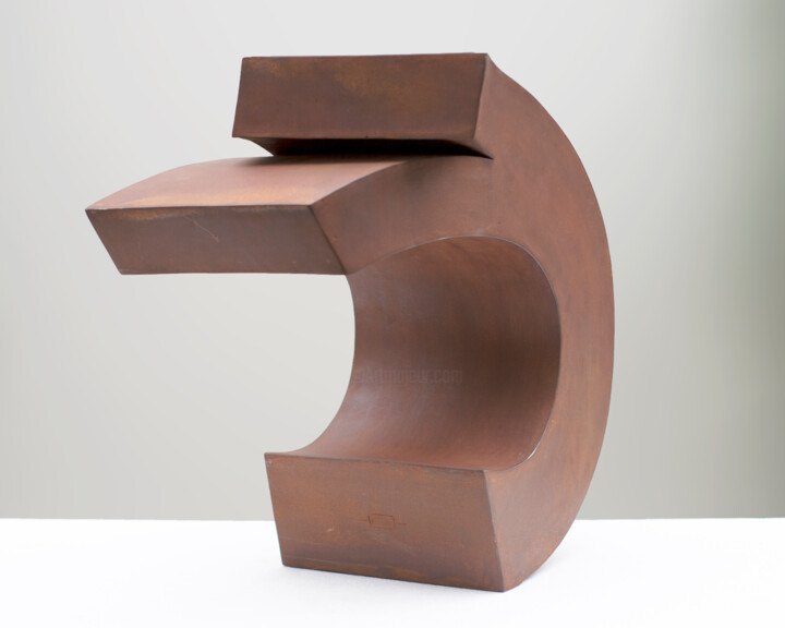 Sculpture titled "Morpho 15" by Roberto Canduela, Original Artwork, Metals