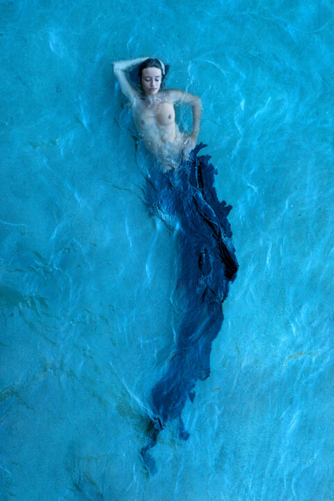 Photography titled "The Black Mermaid" by Roberto Manetta, Original Artwork, Digital Photography