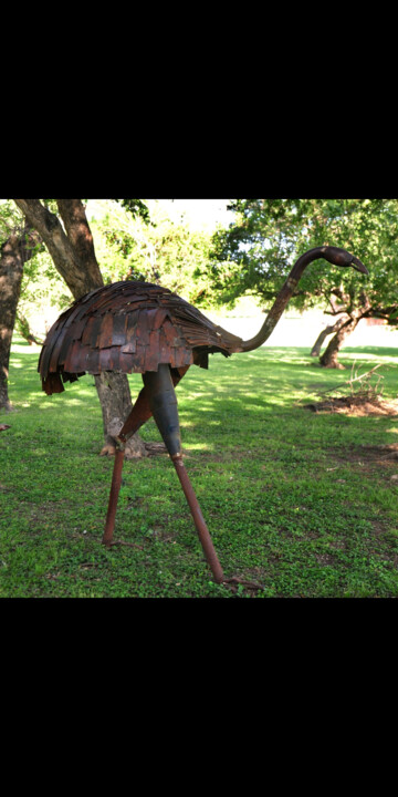 Sculpture titled "Ñandú" by Roberto Zaya, Original Artwork, Metals