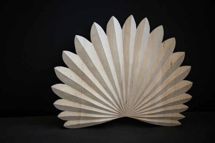 Design mit dem Titel "Wandlampe "Palmenbl…" von Robin Tacke, Original-Kunstwerk, Holz