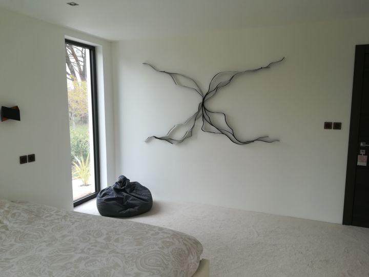 Sculpture intitulée "Flux minimaliste bi…" par Romain Balavoine, Œuvre d'art originale, Bombe aérosol