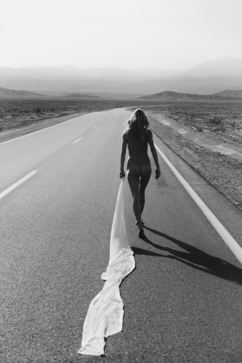 Fotografia intitolato "The Road to Nowhere…" da Romy Maxime, Opera d'arte originale, Fotografia digitale