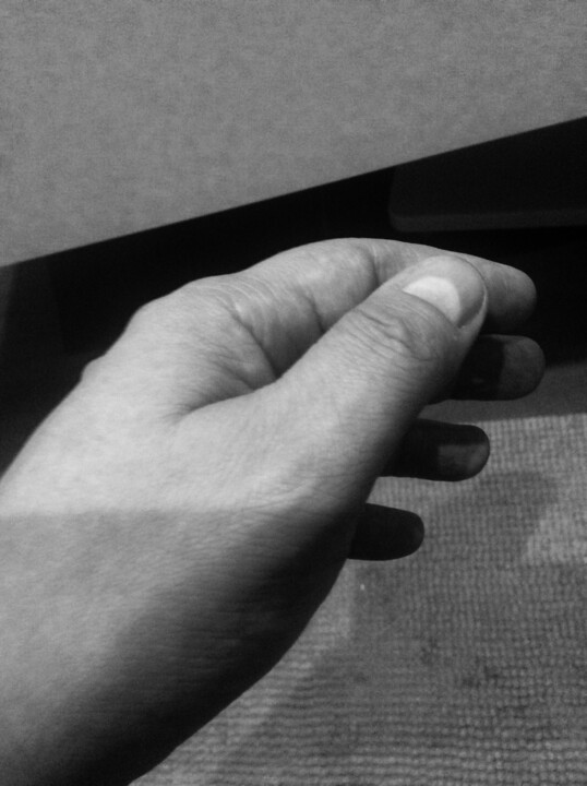 Fotografia intitolato "Hand" da Ronald De Vries, Opera d'arte originale, Fotografia digitale