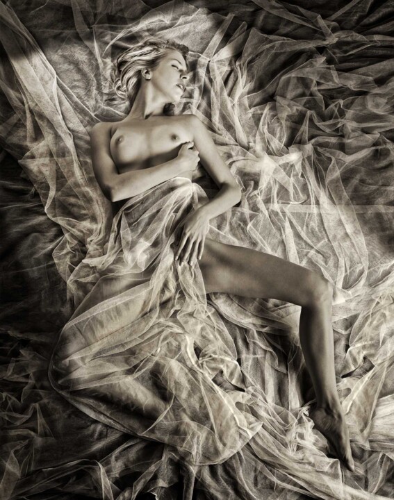 Fotografía titulada "Siesta" por Rudolf B Pekar, Obra de arte original, Fotografía analógica