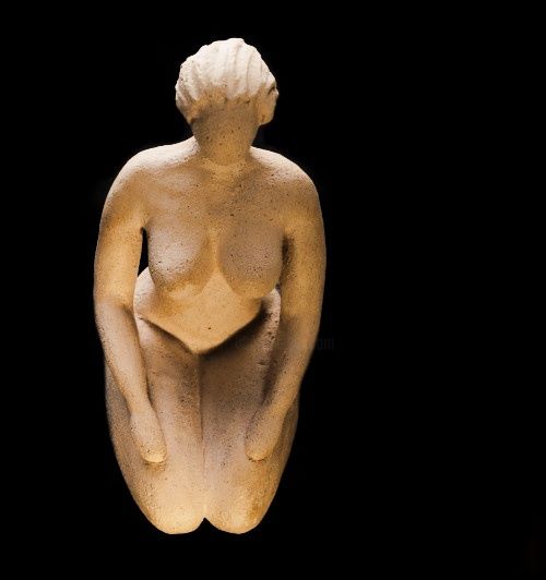 Sculpture titled "Prieuse" by Sabine Adamus, Original Artwork, Terra cotta