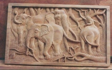 「Elephant in action」というタイトルの彫刻 Balinganyaによって, オリジナルのアートワーク