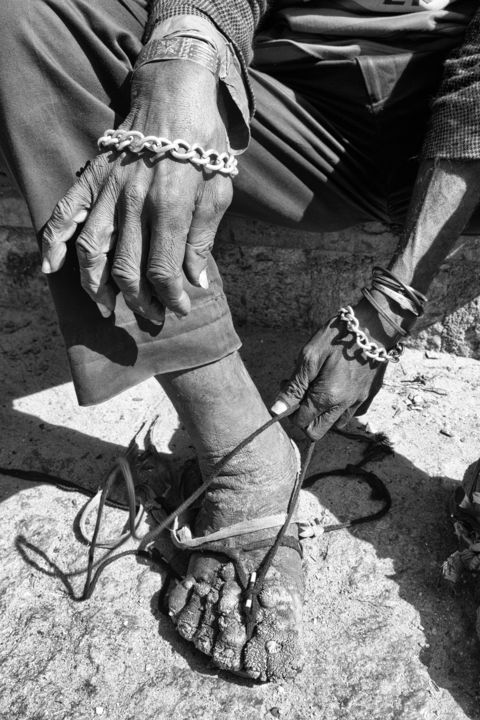Photographie intitulée "Il piede" par Salvatore Avallone, Œuvre d'art originale