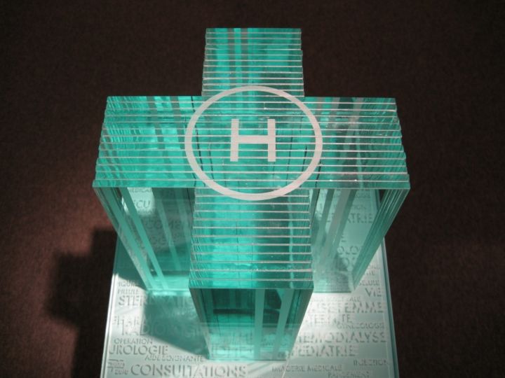 Sculpture titled ""H"" by Samantha Schmid, Original Artwork, Glass