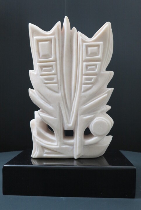 Sculptuur getiteld "Letter M. The theor…" door Sand, Origineel Kunstwerk, Steen