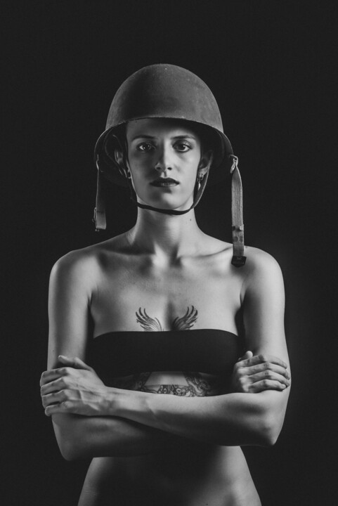 Photographie intitulée "Guerrière" par Sandra Clément, Œuvre d'art originale, Photographie numérique