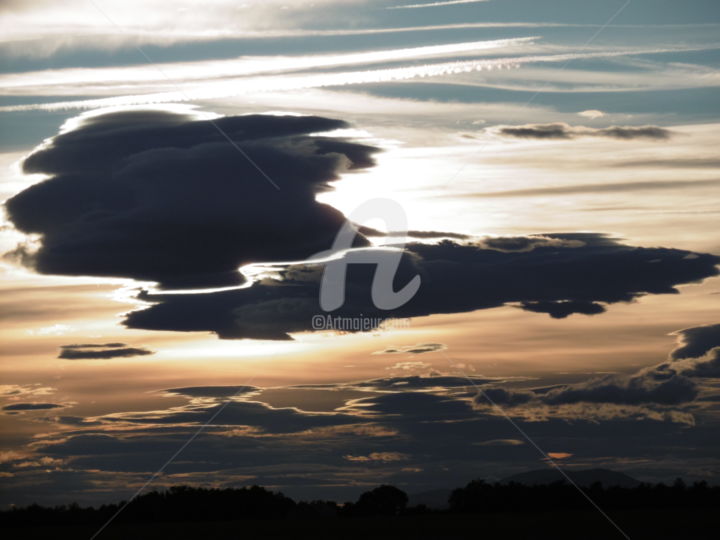 Fotografie mit dem Titel "La course aux nuages" von Sandrine N., Original-Kunstwerk