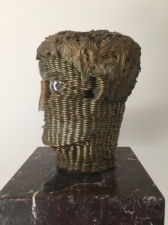 Sculpture titled "Nemo" by Sandro, Original Artwork, Metals