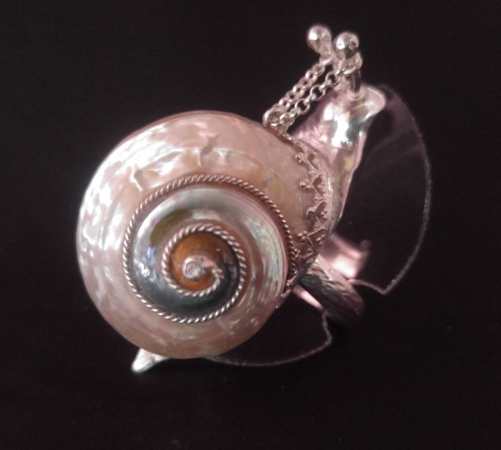 Design intitolato "Real Natural Snail…" da Sapir Gelman, Opera d'arte originale, Altro