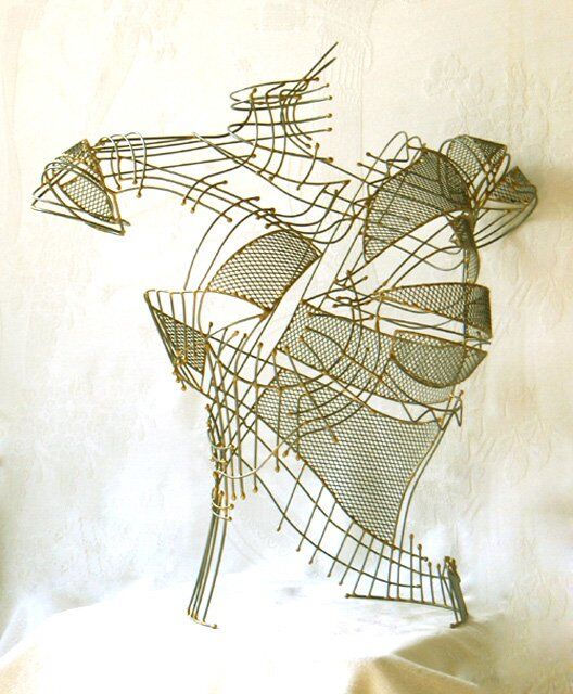 Скульптура под названием "Buste grillagé 3" - Sarah François, Подлинное произведение искусства