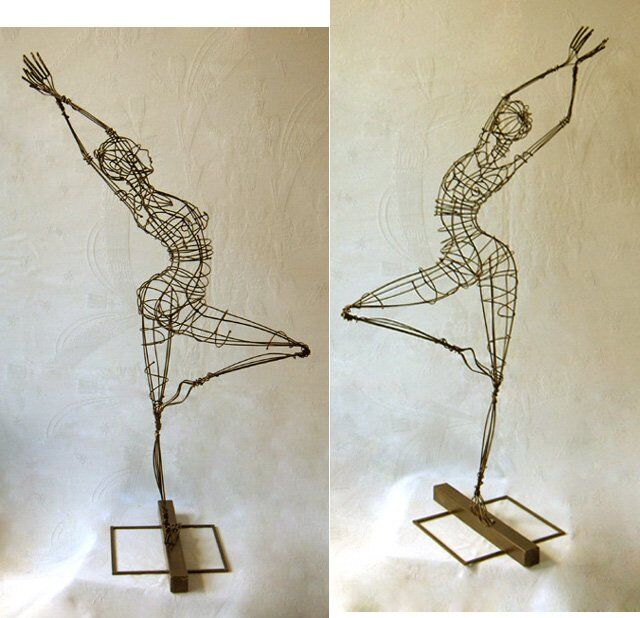 「La danseuse 2」というタイトルの彫刻 Sarah Françoisによって, オリジナルのアートワーク, ワイヤー