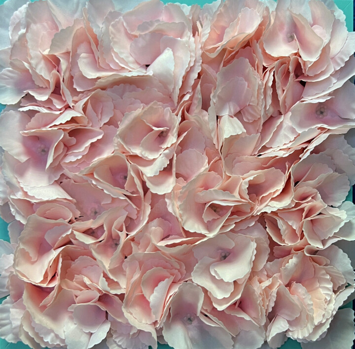Schilderij getiteld "Powder pink roses" door Sasha Robinson, Origineel Kunstwerk, Collages
