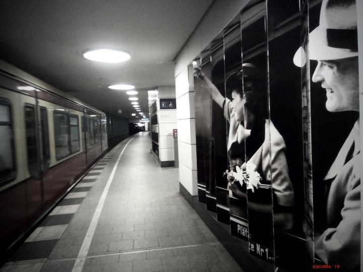 Photographie intitulée "Anhalter Bahnhof" par Carlos Ascurra (schoktaArts), Œuvre d'art originale, Photographie numérique
