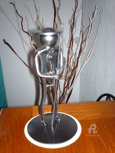 Sculpture titled "Don-Quichotte-" by Az, Original Artwork, Metals