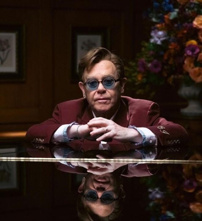 Elton John: Musical Virtuoso και Art Collector Extraordinaire