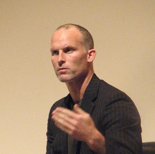 Matthew Barney: een leidende figuur in performance, avant-gardefilm en hedendaagse kunst