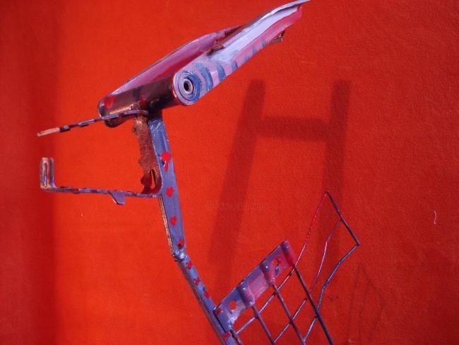 Escultura titulada "Jirafa con alas" por Federico Garese, Obra de arte original, Metales