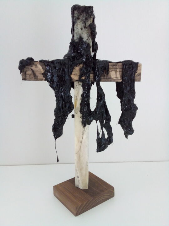 Sculpture titled "Gangrène" by Serendipity Liche, Original Artwork, Bone