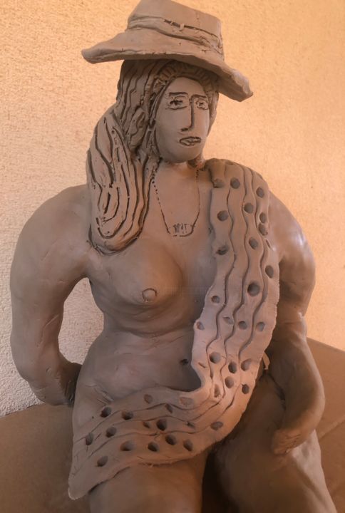 Sculpture titled "La femme au chapeau" by Serge Berry, Original Artwork, Clay