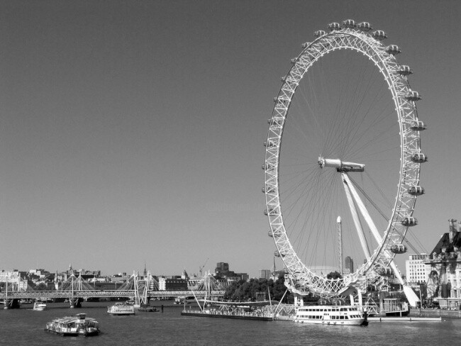 Photographie intitulée "LONDON100" par Serge Naneix, Œuvre d'art originale