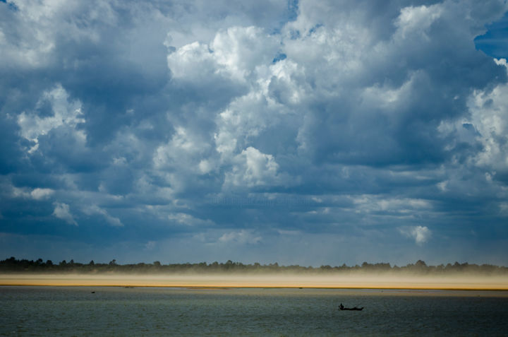 Photographie intitulée "Sandstorm Over Wate…" par Serge Horta, Œuvre d'art originale, Photographie numérique