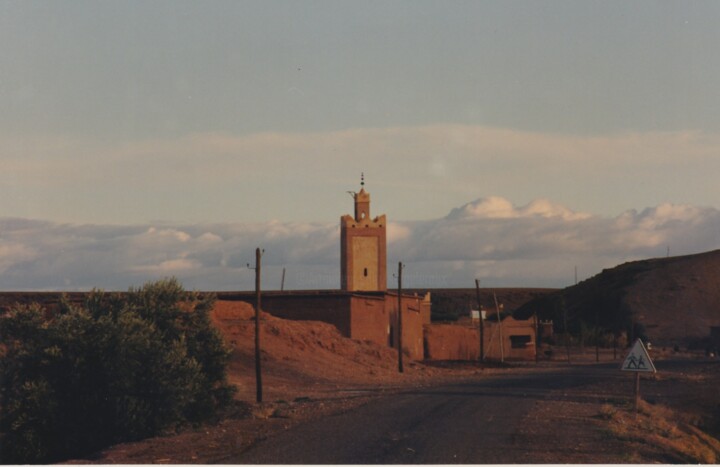 Photographie intitulée "Paysage  marocain a…" par Serge Leroux, Œuvre d'art originale, Photographie argentique