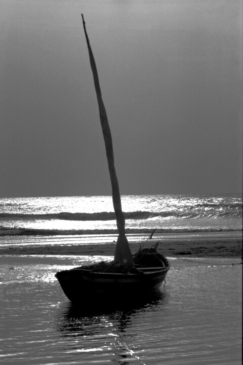 Fotografía titulada "Barco" por Sergio Assis, Obra de arte original, Fotografía analógica