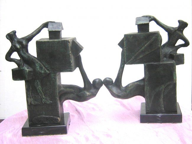 Sculpture titled "Ad valorum" by Sergio Peraza, Original Artwork, Metals