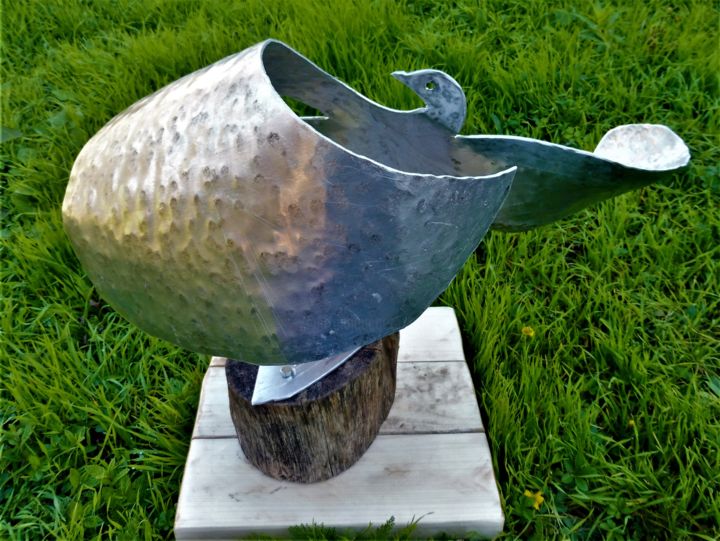 Escultura titulada "OISEAU TRIOMPHANT" por Servin, Obra de arte original, Aluminio