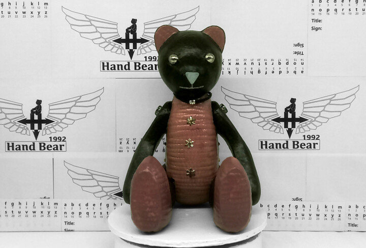 Sculpture titled "Hand Bear / HB-BF034" by Seven E, Original Artwork, Plastic