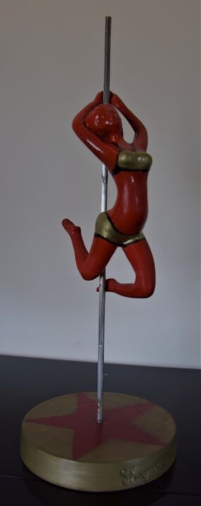 Sculpture titled "Kimy" by Shagmac, Original Artwork, Resin