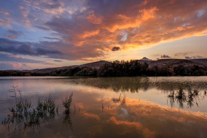 Fotografie mit dem Titel "Sunset over Lake Ye…" von Shimon Rottenberg, Original-Kunstwerk, Digitale Fotografie