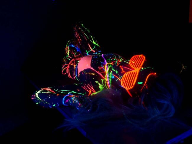 Fotografia intitolato "Neon" da Sierra Peters-Buckland, Opera d'arte originale