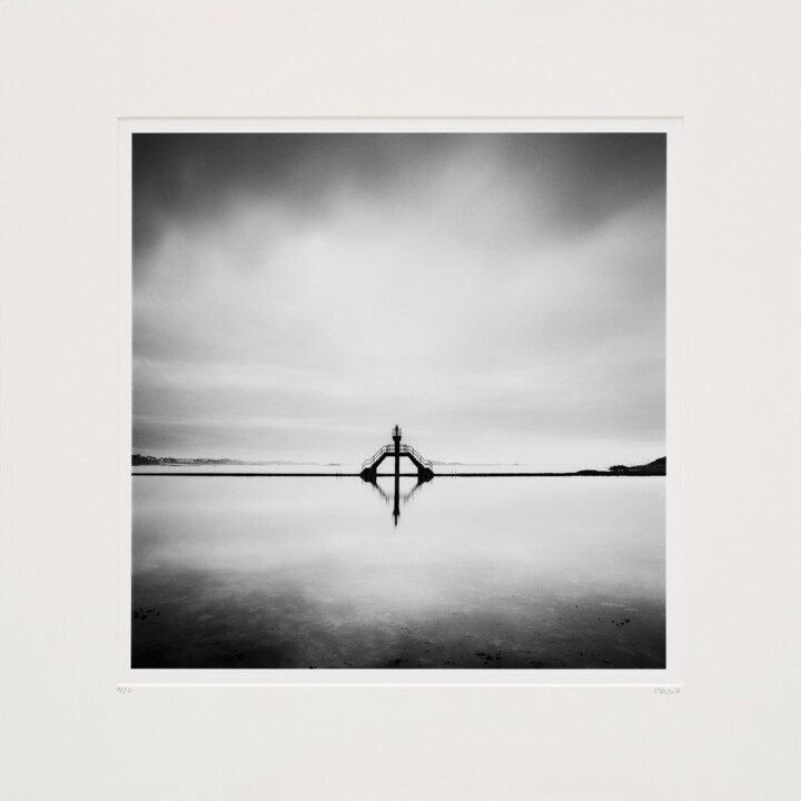 Photographie intitulée "Diving Platform Stu…" par Gerald Berghammer, Œuvre d'art originale, Photographie argentique