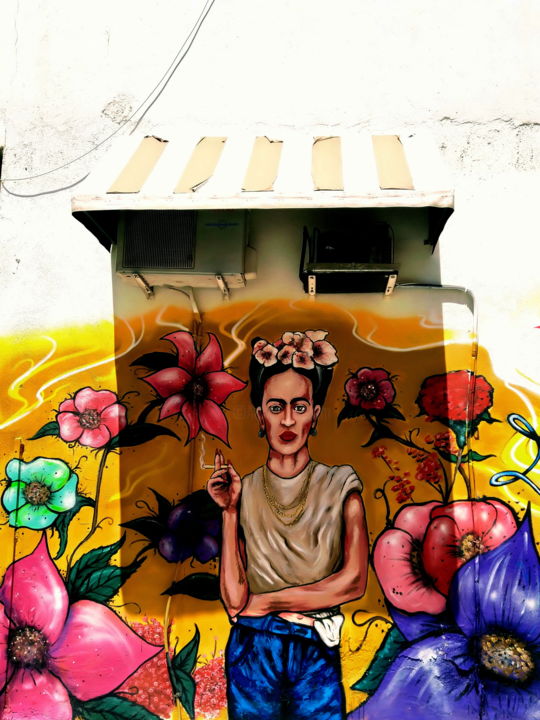 Photography titled "Frida's break" by Simon Gaitanidis, Original Artwork, Digital Photography