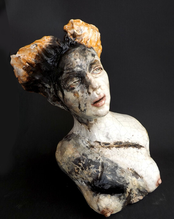 Sculpture titled "woman #1" by Simona Barreca, Original Artwork, Ceramics