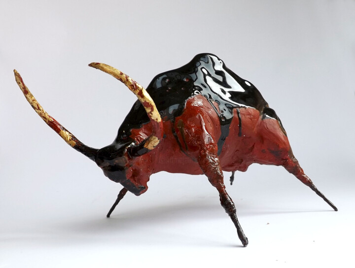 Sculpture titled "Red Bull #1" by Simona Barreca, Original Artwork, Ceramics