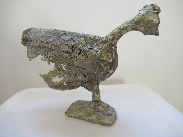 Sculpture titled "poule bronze" by Simone Collet, Original Artwork, Bronze