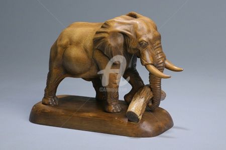 Скульптура под названием "Африканский слон" - Сергей Чеченов, Подлинное произведение искусства, Дерево