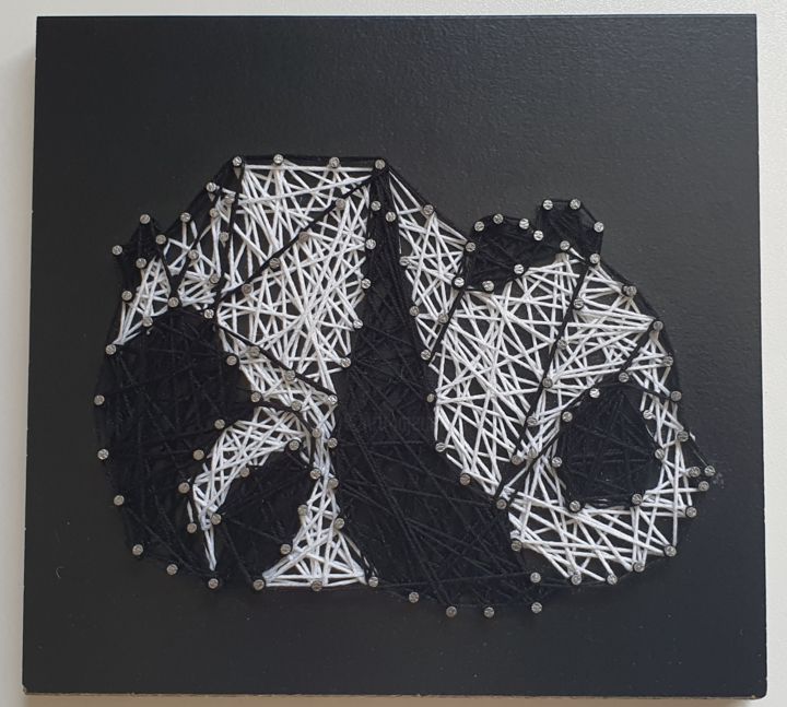 Textile Art με τίτλο "Panda String Art" από Sky'Art, Αυθεντικά έργα τέχνης, String Art