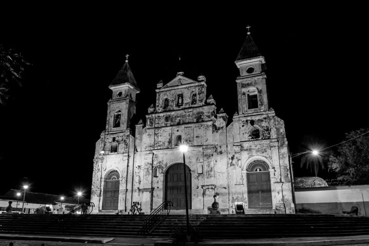 Photography titled "Parroquia de Guadal…" by Sobalvarro, Original Artwork, Non Manipulated Photography