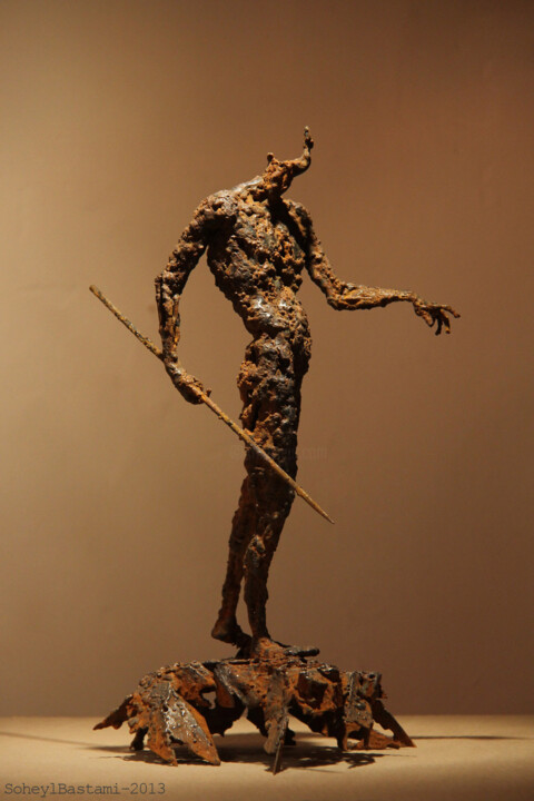 Скульптура под названием "Fighter" - Soheyl Bastami, Подлинное произведение искусства, Металлы