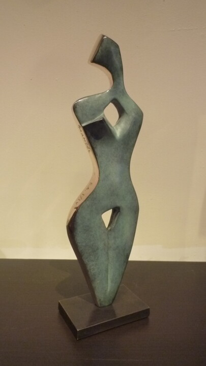 Escultura titulada "ELVIRA-bronze-vert-…" por Sonia Mandel, Obra de arte original, Metales