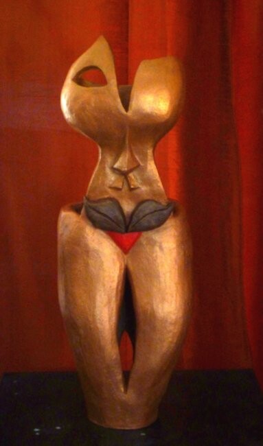 Sculpture intitulée "FEMME A LA MOUSTACH…" par Sonia Mandel, Œuvre d'art originale, Terre cuite