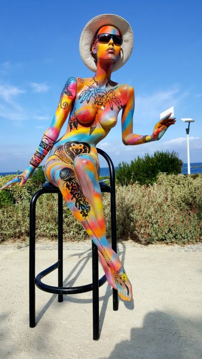 Sculpture intitulée "Mannequin à Biarritz" par Sonia Michel, Œuvre d'art originale, Résine