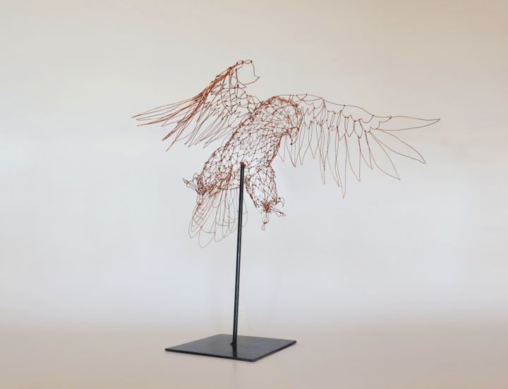 Sculpture titled "L'Aigle" by Sophie Rouliot, Original Artwork, Wire
